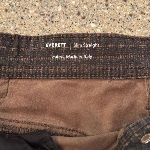 AG ADRIANO GOLDSCHMIED Everett Slim Straight Leg Check Print Pants - Picture 12 of 14